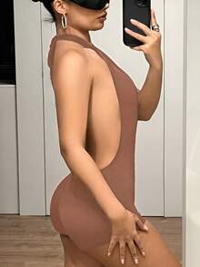 1 件女式性感露背镂空紧身交叉肩带连体裤，适合度假、通勤和家居穿着