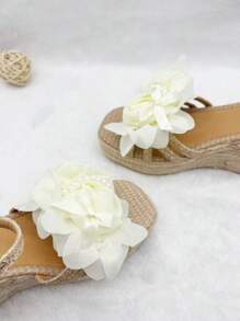 2pcs Handmade Pearl Flower & Rose Bud Chiffon Shoe Clips, DIY Hair Accessories & Brooch Decor