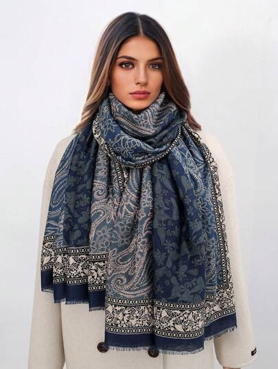 1条佩斯利印花围巾，复古波西米亚风格时尚配饰，适合女士连衣裙搭配。