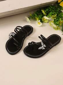 1 Pair Plus Size Black PU Strap Sandals, Shiny Colorful Butterfly Decor Flat Beach Slippers For Teenage Girls & Kids(Age 3-15), Fashion Cute Vacation Daily Casual Wear