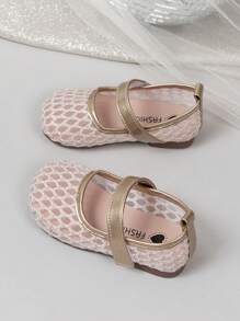 1 Pair Girls' Mesh Embroidered Heart & Rhinestone Lattice Design Flat Hollow Slip-On Shoes, Cute Princess Style, Fashion, Soft & Lightweight, Round Toe, Closure, Matching Mom's Size, Suitable For 2-14 Years Old Girls, All Seasons, Party, Holiday