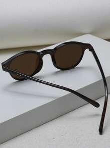 1pc Women's Round Frame Rivet Retro Fashion Fashion Glasses, Suitable For Daily, Vacation, Beach Use