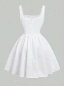 Spring/Summer French Minimalist Style White Camisole Dress, Women High-End Sense Slimming Square Neck Waisted Sleeveless Backless Vintage Fitted Sexy Slip Dress