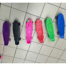 4-Wheel Basic Skateboard For Beginner - Green - View 5
