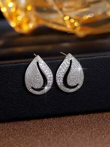1 par de Pendientes elegantes y de lujo para mujeres, adecuados como regalo para damas en ocasiones especiales