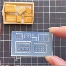 1 Set 16pcs Mini Food Silicone Mold Kit, Suitable For DIY Resin & Clay Craft - Mini Pendant/Decoration Maker, Designs Include Croissant, Macaron And Cream Puff - White - View 22