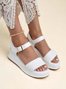 Sandali con zeppa intrecciati di moda raffinata per donna, Fiolle
