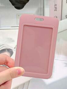 这款黑/白/粉色卡包配有心形吊坠和仿珍珠链，可用作包包装饰、钥匙扣，可收纳身份证、会员卡、照片、地址卡，并起到保护作用。适合日常使用、装饰，或作为礼物送给朋友、家人、爱人，也适合情人节、生日、母亲节、开学季等场合。 - 彩色 - 查看 7