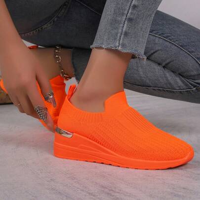 Women's New Personalized Platform Thick Bottom Knitted Shoes, Solid Color, Lightweight, Durable, Breathable, Casual Sneakers, European And American Style, Simple Round Toe, Elastic, Slip-On, Anti-Slip, Heighten Platform, Suitable For All Seasons, Sports Walking Casual Shoes, Orange Color
