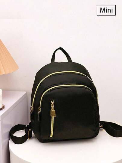 1个返校背包，时尚休闲，大容量，适合日常上学、校园、课堂、拍照、生日礼物。也适合日常购物、旅行、户外休闲运动等日常使用。