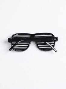 1 pièce Lunettes de soleil carrées creuses dégradées pour animaux de compagnie à utiliser en extérieur - Noir