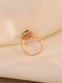 1 pieza Anillo de compromiso de joyería de boda elegante con diseño floral de circonita cúbica bañada en latón para mujer