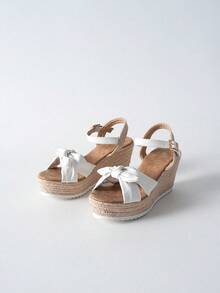 Tropiscape Sandálias Anabela Espadrille Femininas Brancas com Laço no Tornozelo - Presentes para o Dia dos Namorados, Praia, Outono e Inverno - Estilo Cottagecore, Look de Verão - Branco - Ver 9