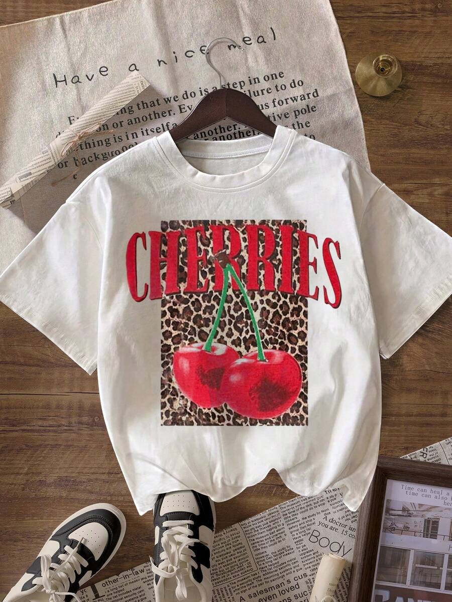 Áo thun tay ngắn cổ tròn họa tiết da báo Cherry Graphic dành cho nữ - trắng - Xem 1