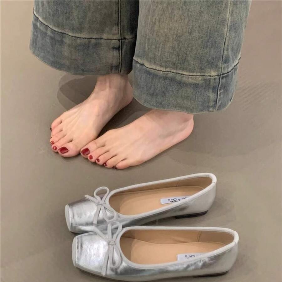 Women Flats