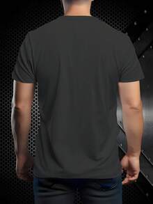 加大码男士休闲灰色山峰图案 T 恤 - 轻盈舒适的涤纶面料，可机洗，宽松版型，透气圆领 T 恤，加大码