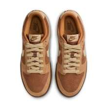 Nike DUNK Women's Sneakers Flax/Light British Tan/Sesame HV2512-200 - Flax/Light British Tan/Sesame - View 4