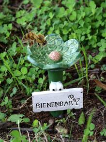 1pc Creative Resin Flower Bee Insect Waterer, Used For Garden Bee Waterer, Mini Garden Decor, Attract And Nourish Bees, Outdoor Garden Decoration