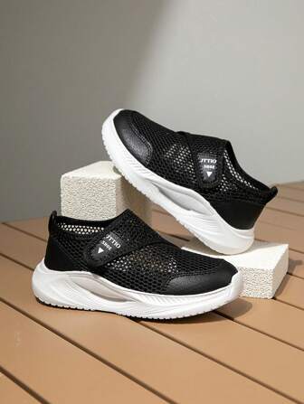 1 paire de chaussures de sport à enfiler pour garçons/filles, en maille, respirantes, antidérapantes, pour randonnée de plein air, décontractées et confortables, de type running