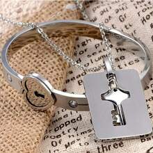 1 set de joyas a juego para parejas con pulsera de acero inoxidable con candado con forma de corazón y collar con dije con forma de llave, no se desvanecen