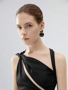 1 Pair Retro Fashion Metal Round Disc Earrings Winter Gifts - Antique Silver - View 1