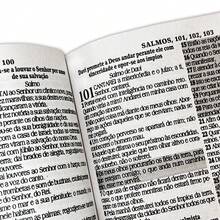 Biblia Sagrada Com Harpa - Palavra de Jesus em Vermelho - Capa Dura Média - Flores Aquarela