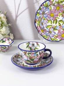 Mehrfarbiges Keramik-Geschirr-Set, zarte Pinselstriche zeigen bunte Blumen. Egal ob für ein gemütliches Frühstück, einen entspannten Nachmittagstee oder ein warmes Abendessen, die künstlerische Schönheit kann Ihre Essenmomente dekorieren und den Zauber des Lebens vermitteln.