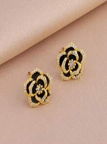 Elegantes Schmuckset aus schwarzer Kamelie und Kleeblatt-Anhänger mit Ohrringen, hochwertig und vielseitig zu tragen
