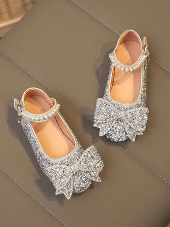 1 par plusstorlekar 2025 nya mode mångsidiga rosa flickskor med pärlor och strass, söta platta skor, rund tå, lämpliga för vardagsbruk, dans, utomhus på vår och höst, glitterdekoration, stängd tå, prinsessbalett, små i storleken
