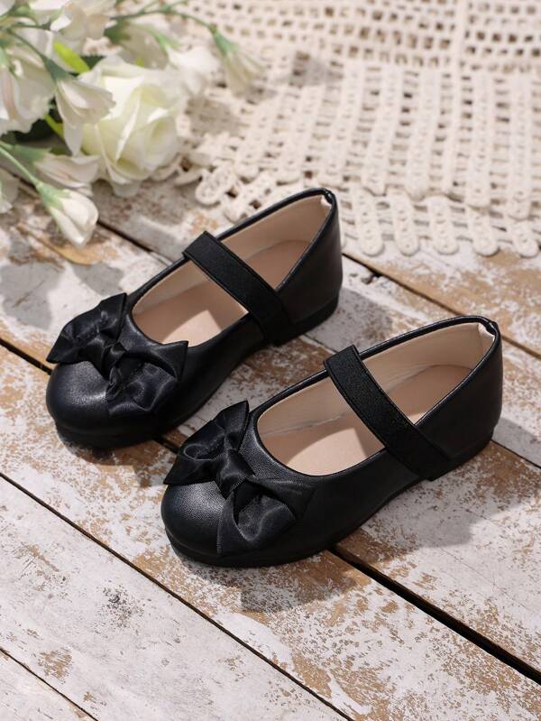 Nuevos zapatos casuales de niña de piel patentada, con suela blanda de boca poco profunda, zapatos planos de princesa para primavera/verano/otoño