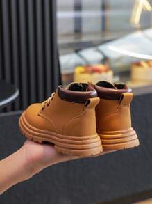 1 par de botas versátiles de moda casual y para exteriores antideslizantes para niños, aptas para otoño/invierno