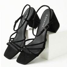 Women Strappy Square Toe Chunky Block Mid Heel Sandals – Cute Elegant Buckle Strap Heels For Spring/Summer Weddings, Bridesmaid, Date Night, Party, Prom & Business Casual Wear [Size Up Half Size] - 黑色純素絨面革 - 查看 5