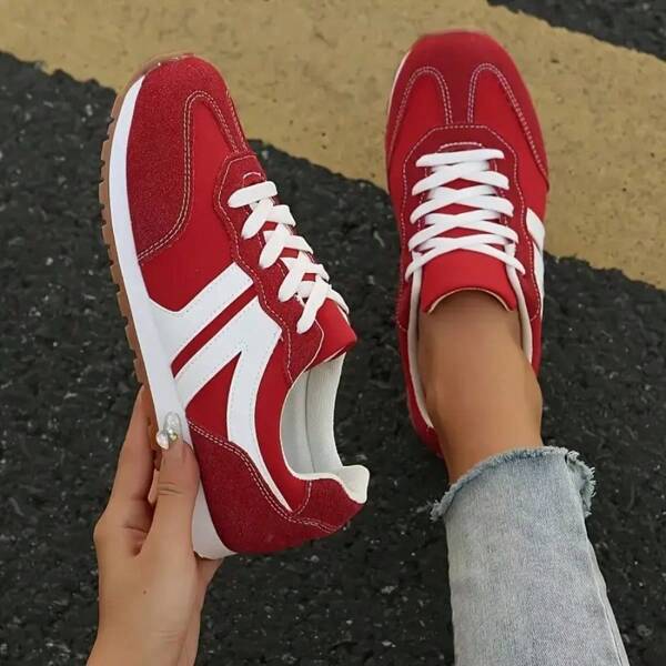 Women'S Casual Slip-On Sneakers, Breathable Low-Top Walking Skate Shoes, Lightweight White Daily Shoes