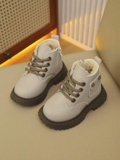 A Pair Of Children's Snow Boots For Both Boy And Girl, New Autumn And Winter Styles With Zip Ties, Thick And Warm, Lightweight And Fashionable Outdoor Hiking Snow Boots