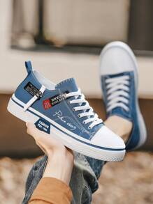 Nuove scarpe sportive casual in tela per uomo taglia extra large 2025, scarpe da skate, versatili per jeans e abbigliamento sportivo