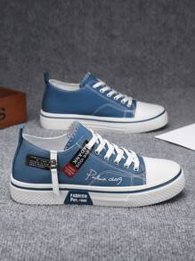 Nuove scarpe sportive casual in tela per uomo taglia extra large 2025, scarpe da skate, versatili per jeans e abbigliamento sportivo