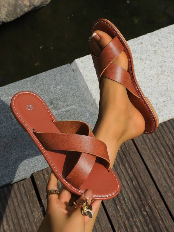 Bohemian Flat Sandals Fashion Style Women's Lightweight Slip-On Criss-Cross Toe Casual Slippers