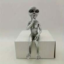 1pc Alien Resin Ornaments, Alien Ufo Outdoor Dwarf Garden Statue Ornaments Decoration, Outdoor Holiday Decor, Summer Theme Supplies, Home Garden Decoration, Yard Decoration, Yard Supplies