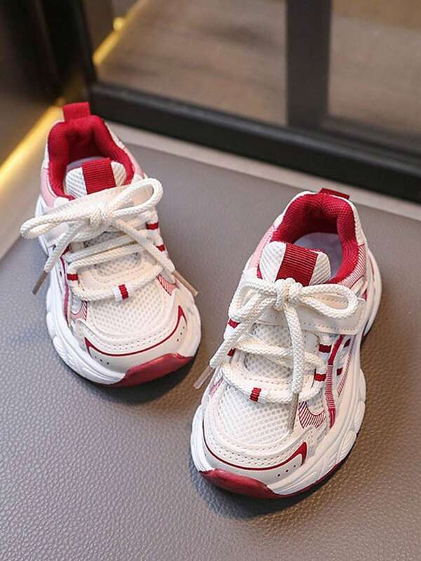2025 Breathable Soft Bottom Fashionable Outdoor Sports Shoes