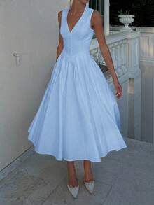 Váy midi không tay cổ chữ V thắt eo kiểu Pháp mới 2025, lấy cảm hứng từ phong cách Pháp cổ điển, thời trang xuân hè, phối màu, váy xòe, hoàn hảo cho các buổi họp mặt gia đình, tiệc ngày lễ, dịp đặc biệt - Màu xanh lam - Xem 3