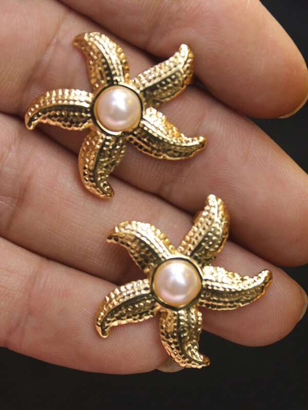 1 Pair Gold Of Fashionable Pearl Inlaid Starfish Earrings, Elegant Women's Beach Ocean Style Earrings, Suitable For Daily Wear And Vacation