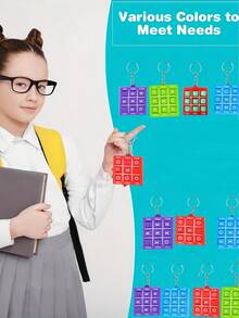 1 Pieza Llavero de ajedrez cruz de estilo infantil, decoración de mochila, decoración de árbol de Navidad, regalos de fiesta, premios de clase, regalos de cumpleaños, juguetes educativos, juguetes educativos infantiles, regalos perfectos para fiestas de cumpleaños y ocasiones, accesorios de bolsa de caramelos, prepara un juguete divertido como regalo para niños