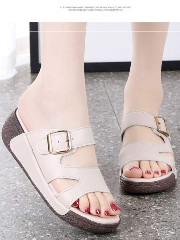 Fashionable Hollow Slippers For Women New Summer Outdoor Wear Wedge For Women Casual Versatile Sponge Cake Thick Sole Large Size Non-Slip Sandals