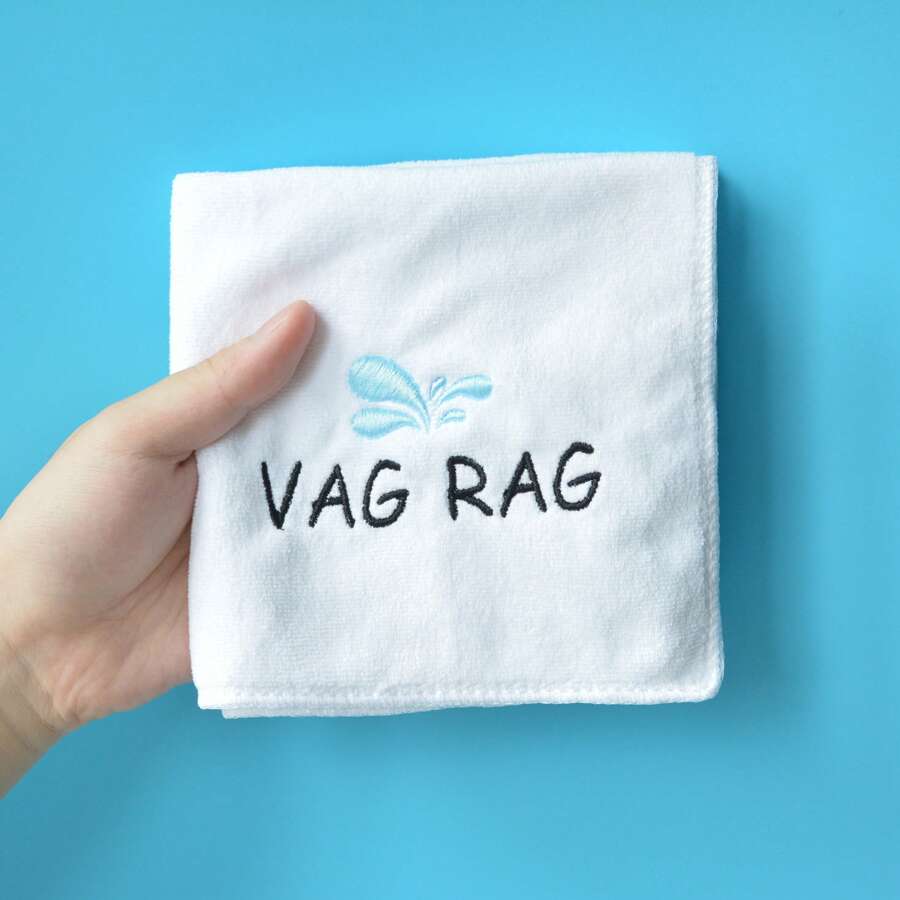 1pc, 12in Microfiber Embroided Letters Naughty Funny Wash Towel For Boyfriend Girlfriend Husband Wife Adult Humor Gift, Perfect For Valentine's Day Wedding Anniversary Day Gift White Elephant Exchange Gift Gag Gift Bachelor Bachelorette Party Supplies Bathroom Decor Summer Back To School