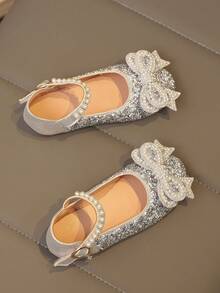 2026新款时尚百搭加大码粉色女童珍珠水钻蝴蝶结装饰可爱平底鞋，圆头，适合春秋季日常穿着、跳舞、户外活动，闪亮装饰闭趾公主芭蕾舞鞋，尺码偏小半码 - 銀色 - 查看 10