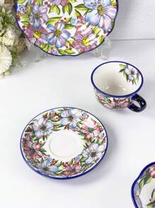 Mehrfarbiges Keramik-Geschirr-Set, zarte Pinselstriche zeigen bunte Blumen. Egal ob für ein gemütliches Frühstück, einen entspannten Nachmittagstee oder ein warmes Abendessen, die künstlerische Schönheit kann Ihre Essenmomente dekorieren und den Zauber des Lebens vermitteln.