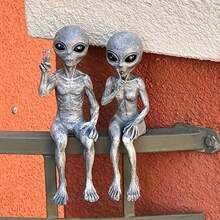 1pc Alien Resin Ornaments, Alien Ufo Outdoor Dwarf Garden Statue Ornaments Decoration, Outdoor Holiday Decor, Summer Theme Supplies, Home Garden Decoration, Yard Decoration, Yard Supplies