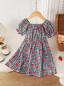 Little Girl's Black & White Checkered Vacation Dress Square Neck Short-Sleeve Strawberry Print Dress With Bow Detail Stretchy Waist A-Line Dress For Summer - Perfect For Park Outings & Beach Trips