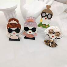 1pc Cute & 2D Flat Brooch Scarf Clip, Modern Minimalist & Vintage Style, Sweet Accessory Gift School Office Accessories Shirts Jacket Jewelry Christmas Halloween Clothes Pin Funny Teacher Gifts Costume Accessories Bag Charms