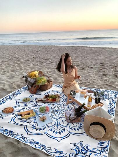 1 pieza Nuevo Tapete/Toalla de playa impermeable y antiarena para uso al aire libre, con diseño de impresión digital moderno y fresco, adecuado para camping y picnic